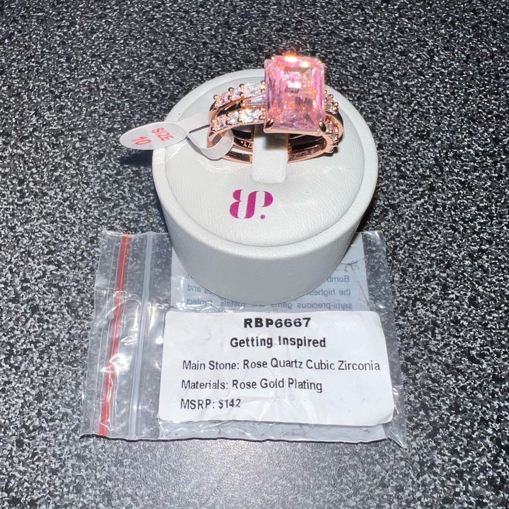 Getting Inspired Ring Bomb Party Size 10 Rose Gold Pink Middle Ring Comes Out